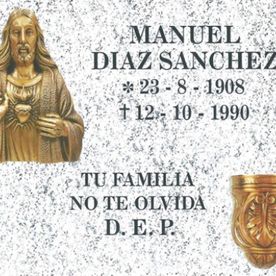 Mármoles Mazario Cristos y cruces17